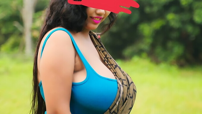 Teknik Deepthroat Dan Menjilat Pantat Dalam Video Aunty India Ini